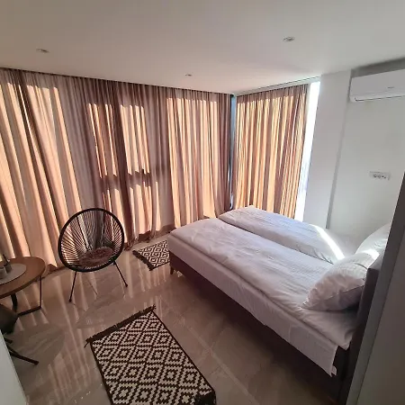 Glass Apartament *